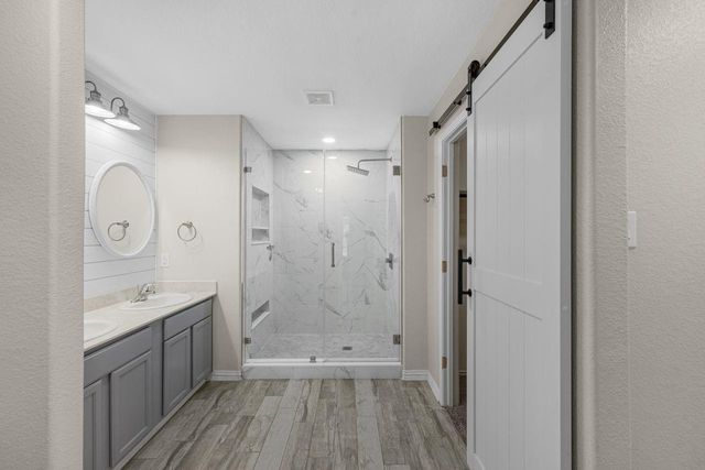 9415 Paloma Creek Drive, Tomball, TX 77375