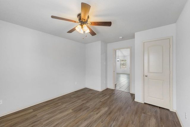 9415 Paloma Creek Drive, Tomball, TX 77375