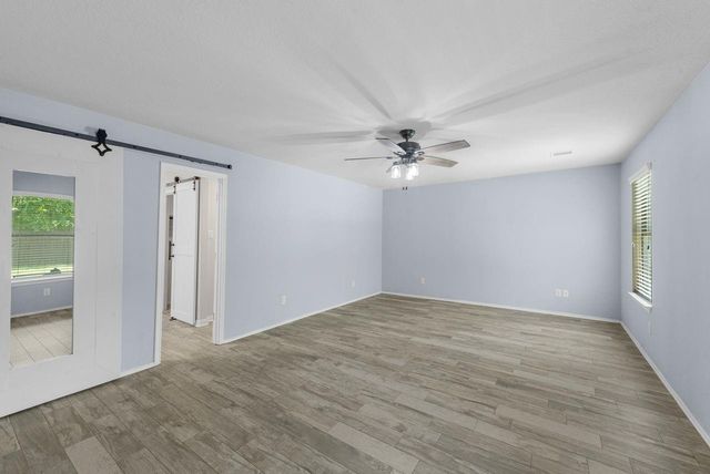 9415 Paloma Creek Drive, Tomball, TX 77375