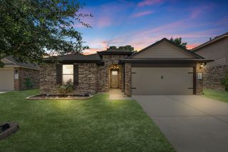 9415 Paloma Creek Drive, Tomball, TX 77375