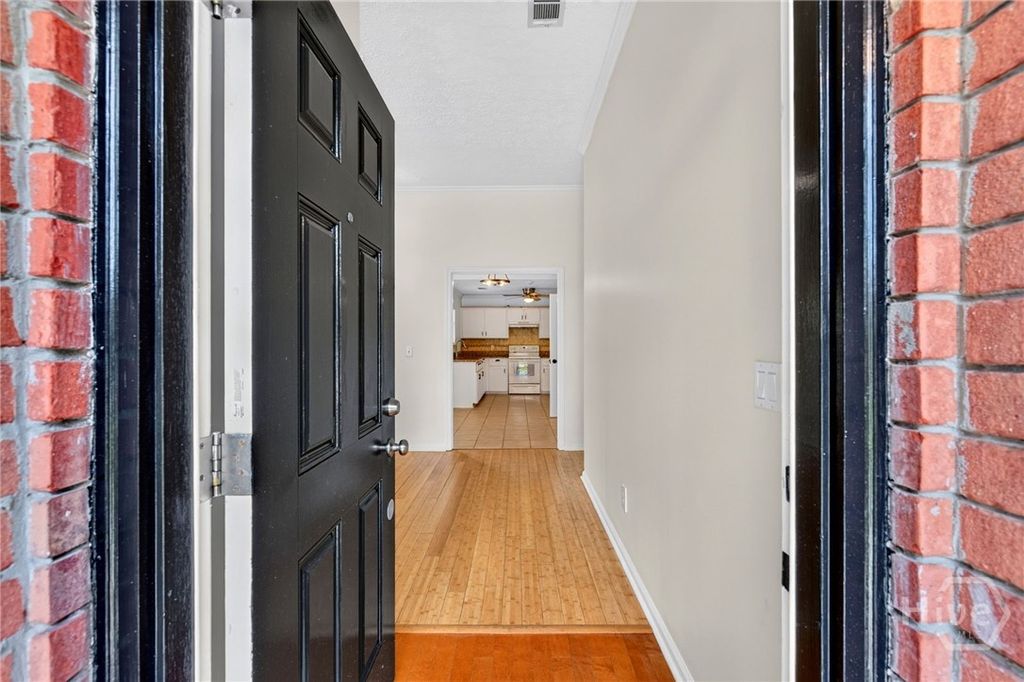 Image 4 of property listing at 6523 Concord Road, Savannah, GA 31410