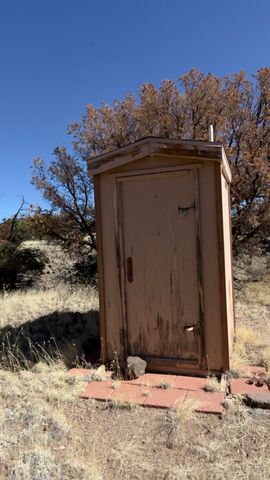 21 Wildwood Loop, Datil, NM 87821