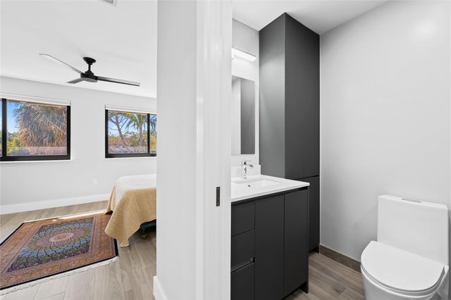 340 City View Drive, Fort Lauderdale, FL 33311