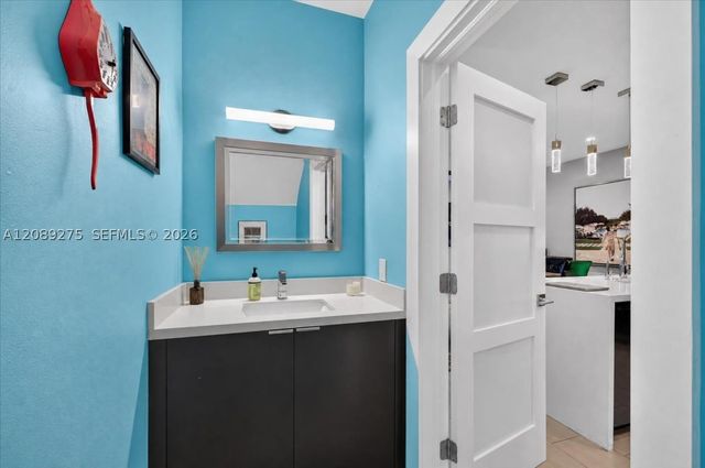 1765 NE 4th Ave E3, Fort Lauderdale, FL 33305