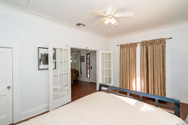 318 W GRAMERCY PL, San Antonio, TX 78212