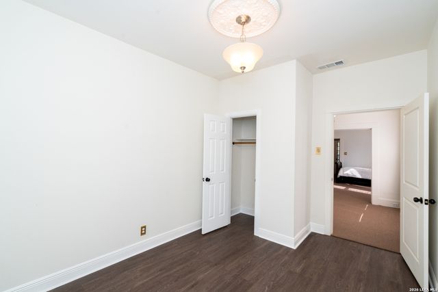 318 W GRAMERCY PL, San Antonio, TX 78212