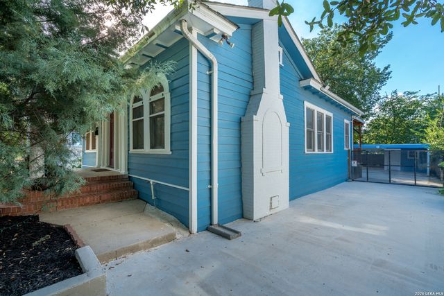 318 W GRAMERCY PL, San Antonio, TX 78212