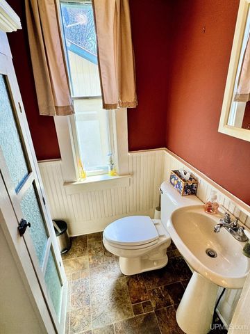 51944 Tamarack Street, Hubbell, MI 49934