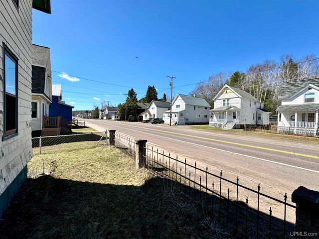 51944 Tamarack Street, Hubbell, MI 49934