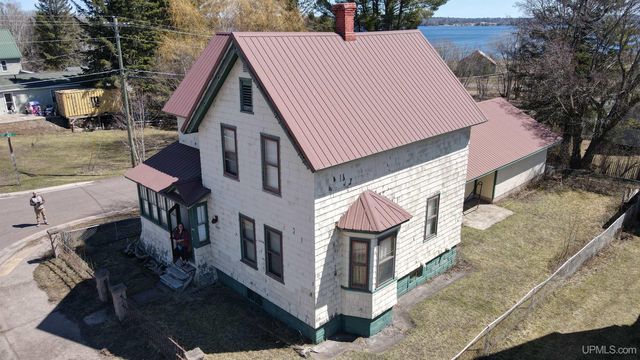 51944 Tamarack Street, Hubbell, MI 49934