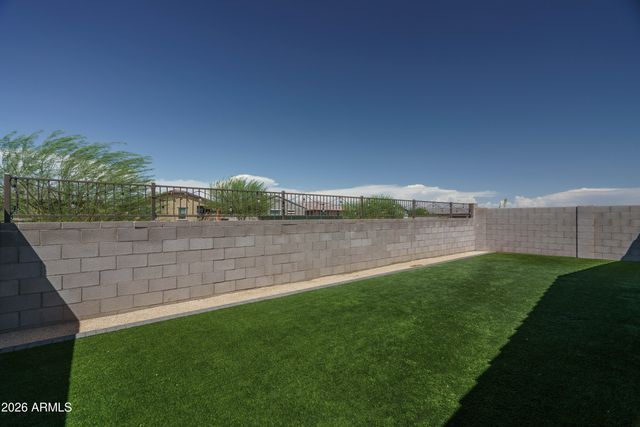16054 W SMOKETREE Drive, Surprise, AZ 85387