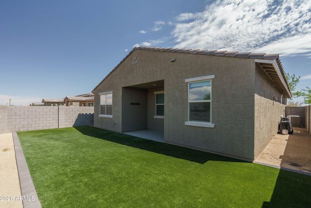 16054 W SMOKETREE Drive, Surprise, AZ 85387