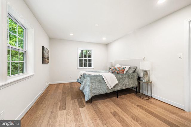 2308 WILLIAM AND MARY DR, Alexandria, VA 22308