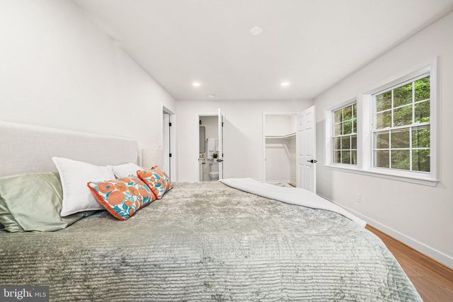 2308 WILLIAM AND MARY DR, Alexandria, VA 22308