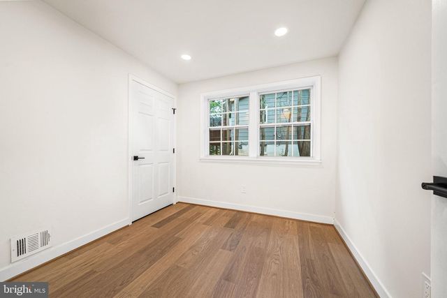 2308 WILLIAM AND MARY DR, Alexandria, VA 22308