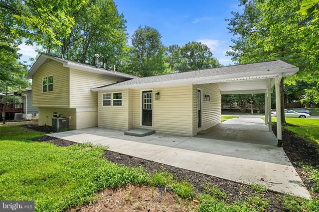2308 WILLIAM AND MARY DR, Alexandria, VA 22308