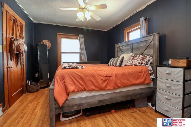 2924 S 13th Street, Lincoln, NE 68502