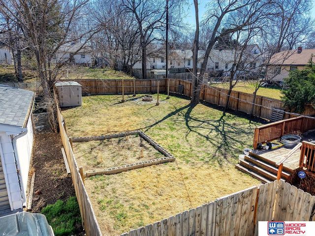 2924 S 13th Street, Lincoln, NE 68502