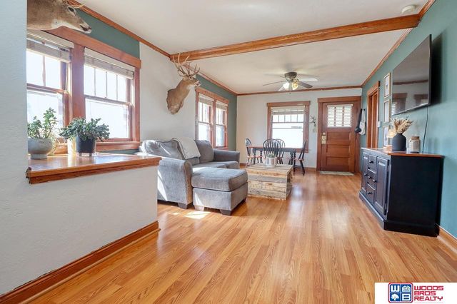 2924 S 13th Street, Lincoln, NE 68502