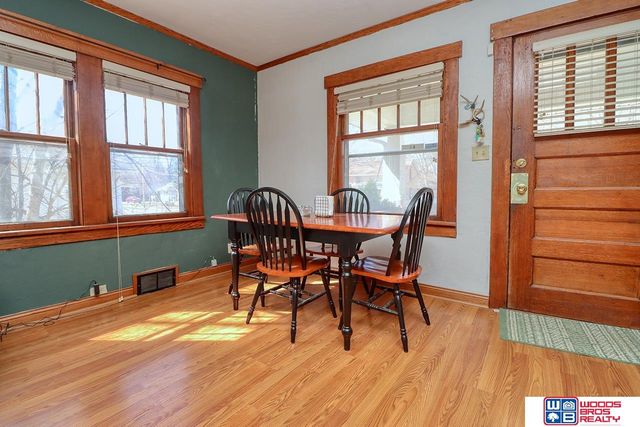 2924 S 13th Street, Lincoln, NE 68502