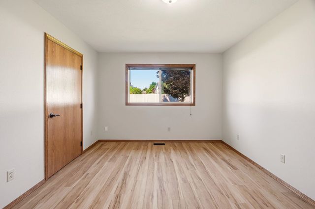 1904 S Century Ln, Spokane Valley, WA 99037