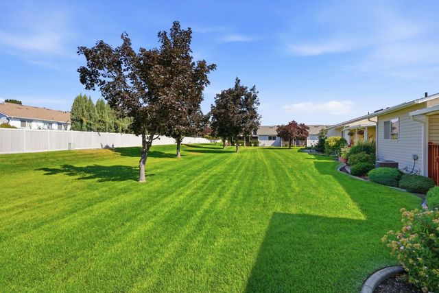 1904 S Century Ln, Spokane Valley, WA 99037