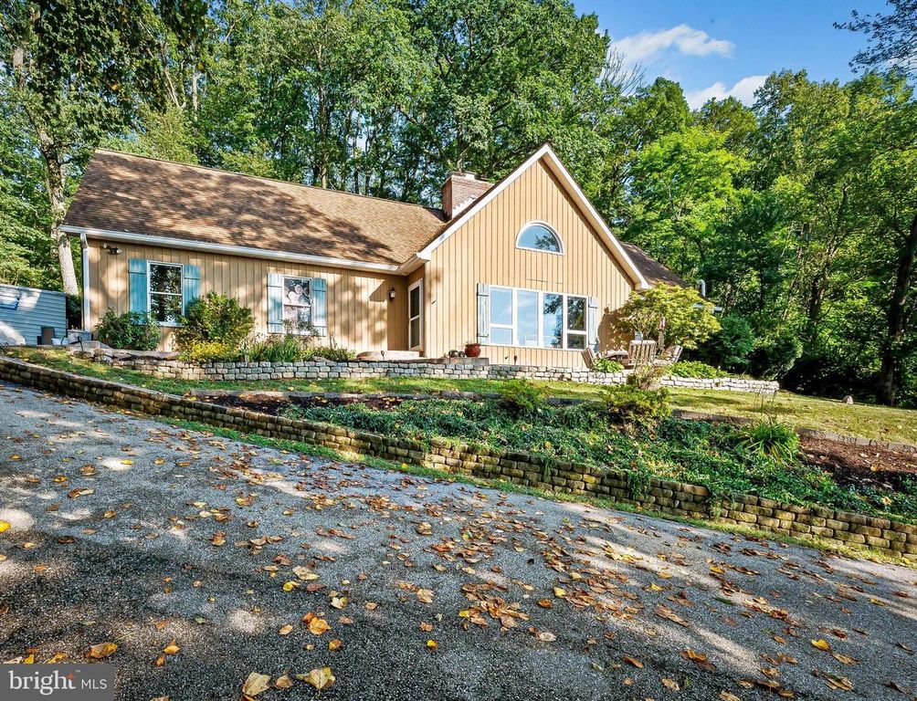 717 MEADOW BRANCH RD, Westminster, MD 21158