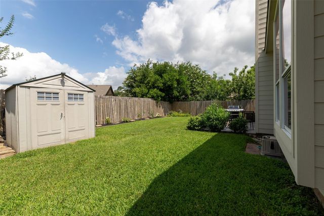 711 Levi Bend, Magnolia, TX 77354