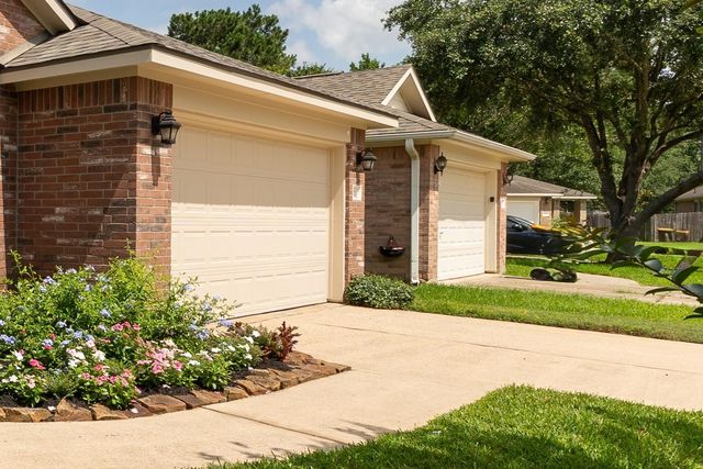 711 Levi Bend, Magnolia, TX 77354