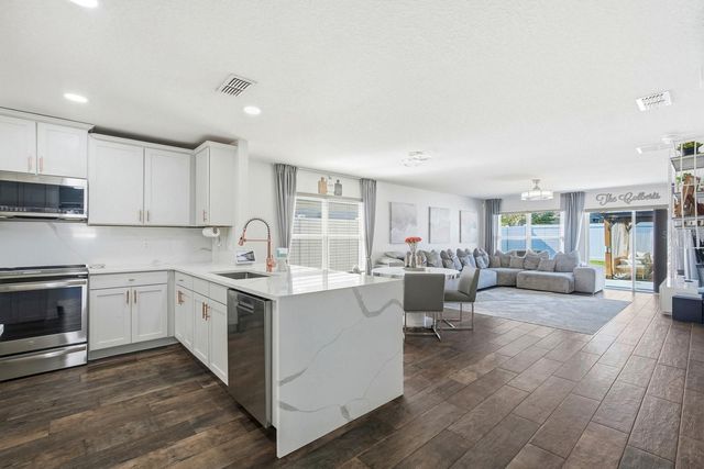 2649 BULLION LOOP, Sanford, FL 32771