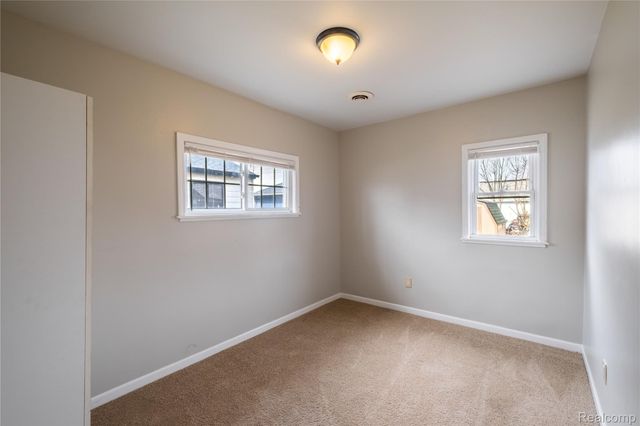 1377 Allen Street, Burton, MI 48529