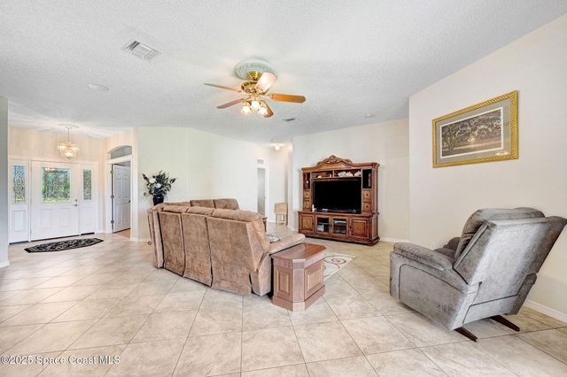 426 Cortez Road NW, Palm Bay, FL 32907