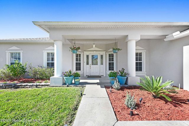 426 Cortez Road NW, Palm Bay, FL 32907