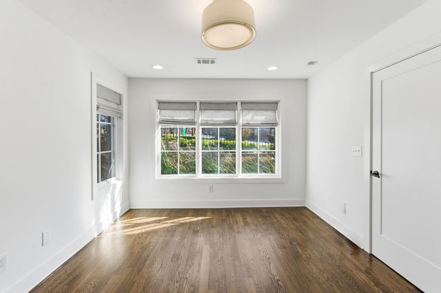 519 Chesterfield Ave Apt 1, Nashville, TN 37212