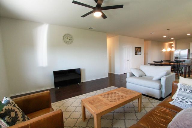 153 Carlina LOOP, Liberty Hill, TX 78642