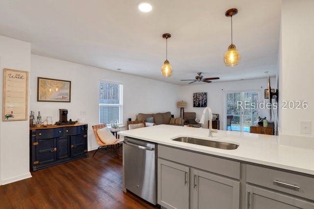 207 Mascot Ct, Okatie, SC 29909