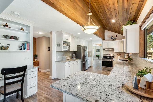 32841 River Bend Road, Chiloquin, OR 97624