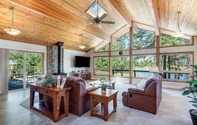 32841 River Bend Road, Chiloquin, OR 97624