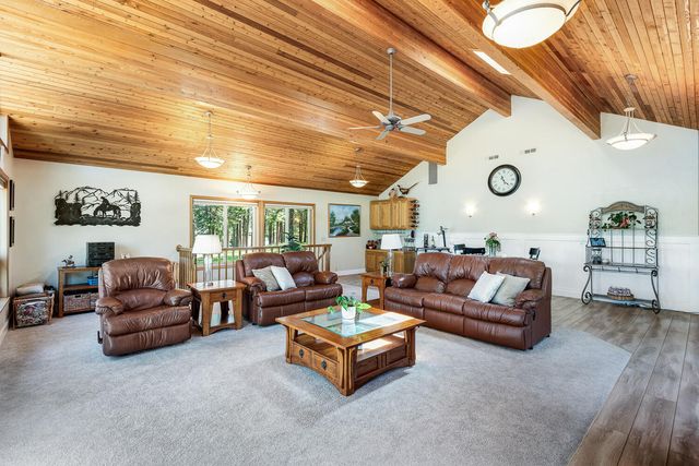 32841 River Bend Road, Chiloquin, OR 97624