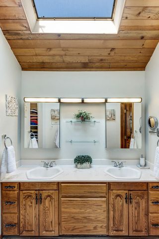 32841 River Bend Road, Chiloquin, OR 97624