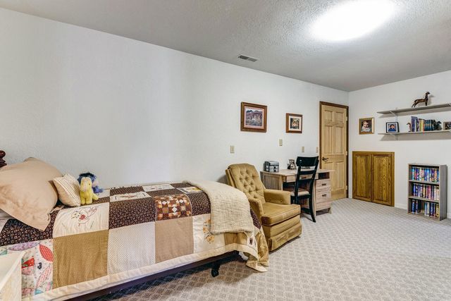 32841 River Bend Road, Chiloquin, OR 97624