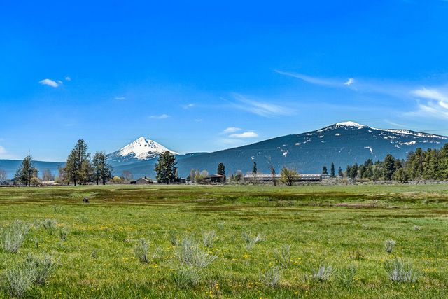 32841 River Bend Road, Chiloquin, OR 97624