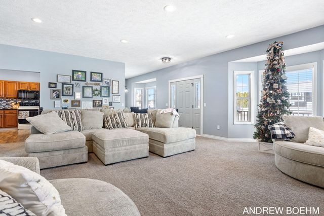 2521 Air Park Drive, Zeeland Twp, MI 49464