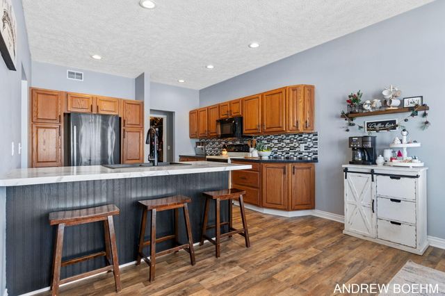 2521 Air Park Drive, Zeeland Twp, MI 49464