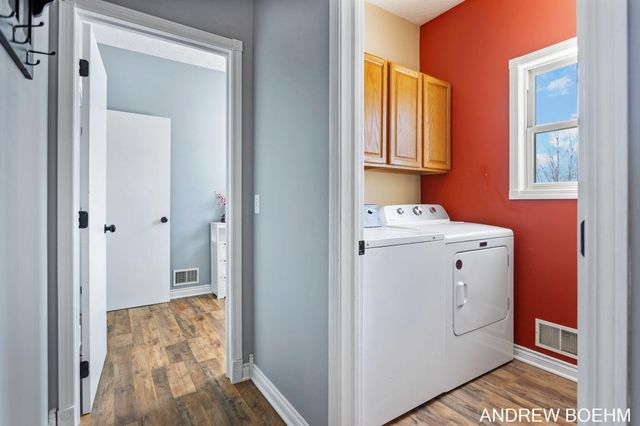 2521 Air Park Drive, Zeeland Twp, MI 49464