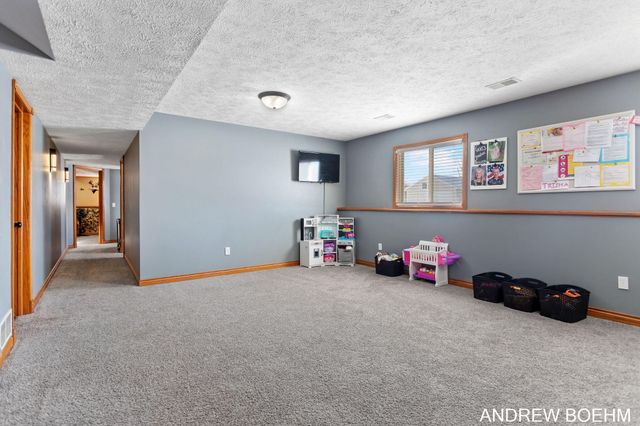 2521 Air Park Drive, Zeeland Twp, MI 49464