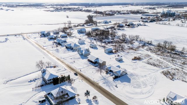 2521 Air Park Drive, Zeeland Twp, MI 49464