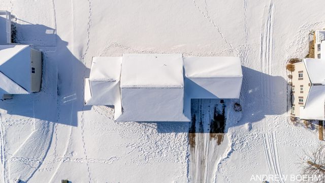 2521 Air Park Drive, Zeeland Twp, MI 49464