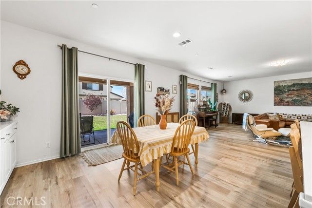 38235 Etienne, Palmdale, CA 93552