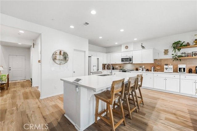 38235 Etienne, Palmdale, CA 93552